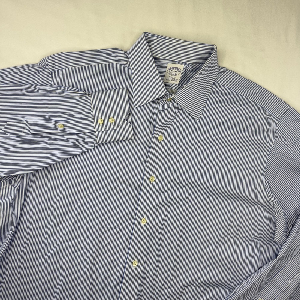 Brooks Brothers Shirt Men's 16.5 35 Button Down Blue White Striped Regular Fit